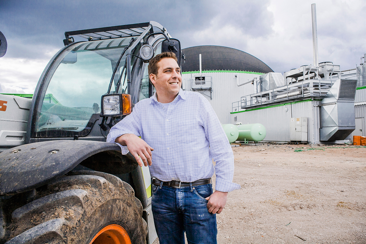 Ein Landwirt im Landkreis von Hameln betreibt eine Biogasanlage